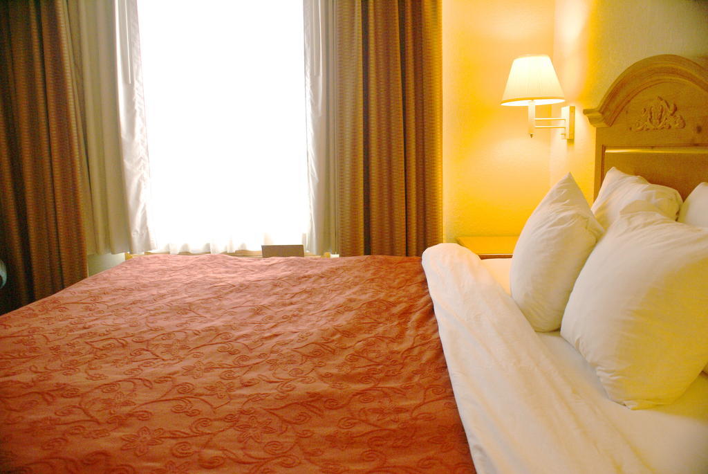Lexington Inn & Suites Columbus-Polaris Zimmer foto