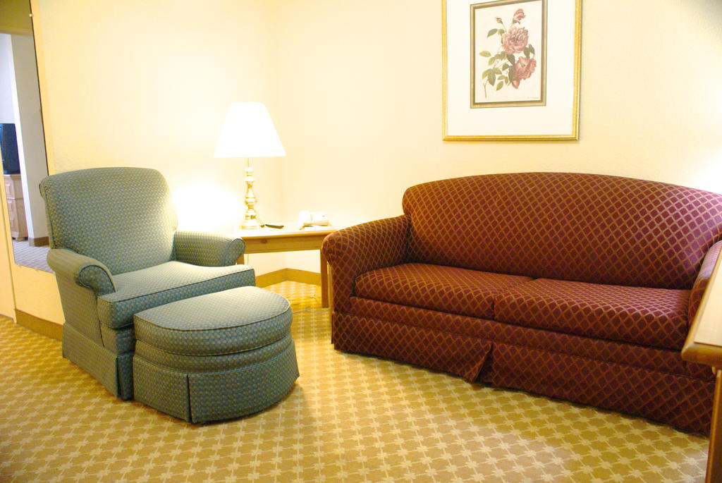 Lexington Inn & Suites Columbus-Polaris Zimmer foto