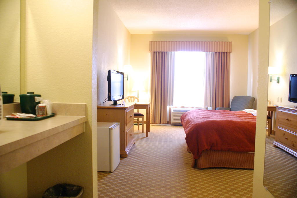 Lexington Inn & Suites Columbus-Polaris Zimmer foto