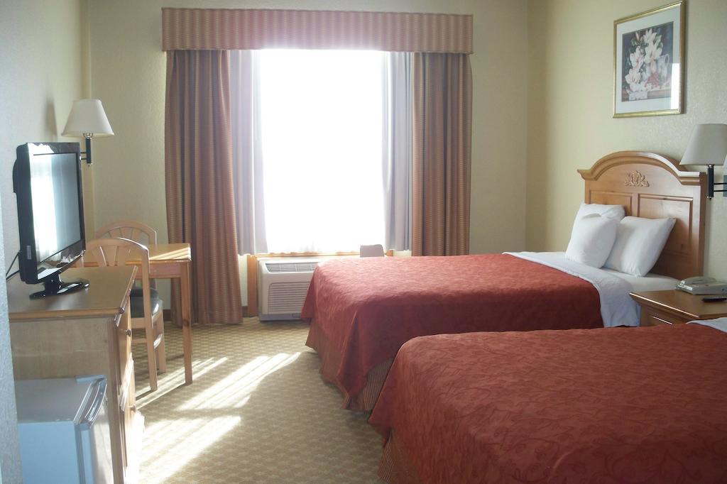 Lexington Inn & Suites Columbus-Polaris Exterior foto